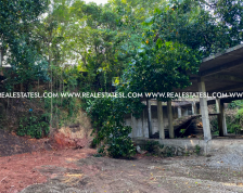 44 Perch Versatile Land in Rajagiriya
